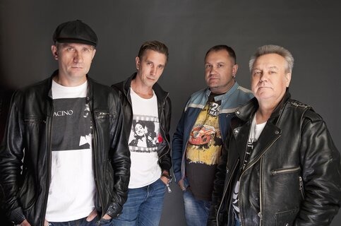 поздравление от Casual