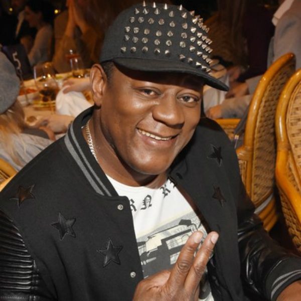 поздравление от Пьер Нарцисс